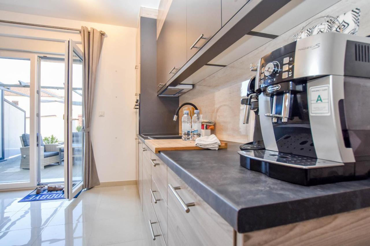 Apartment Martin Biograd Na Moru Exterior photo